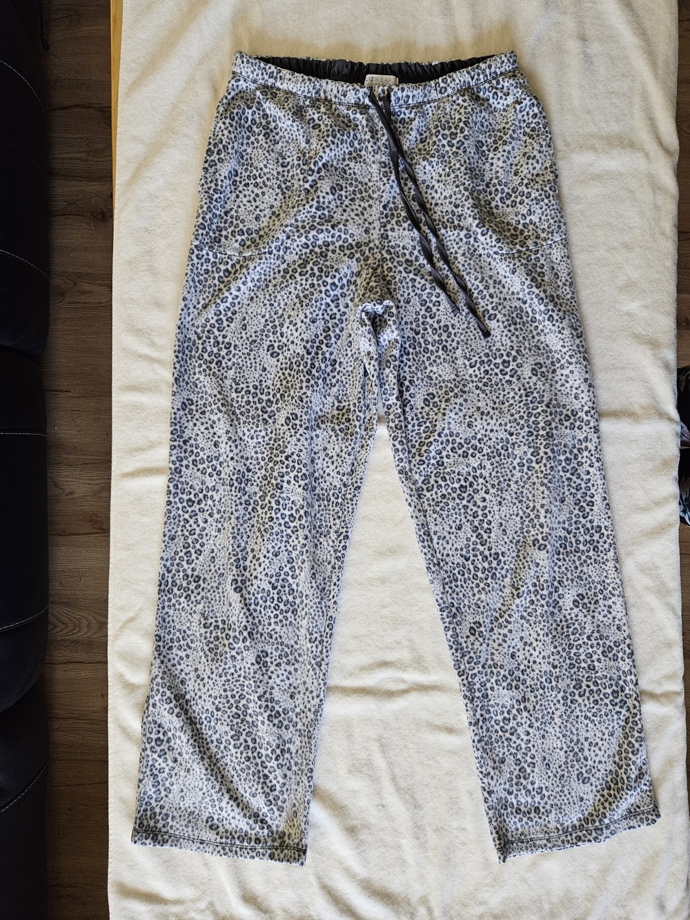 Lizwear Fleece Leopard Print Pajama Pants Medium